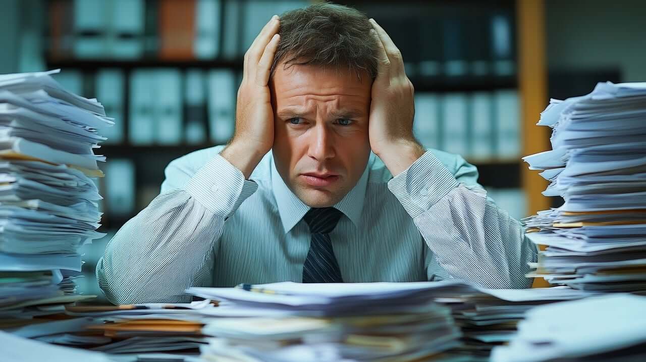 sovraccarico di lavoro - stress sovraccarico di lavoro, stress